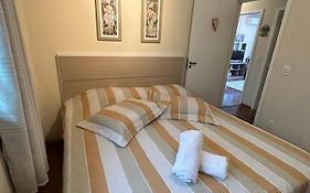 Apartamento de 2 Quartos no Centro - Gramado